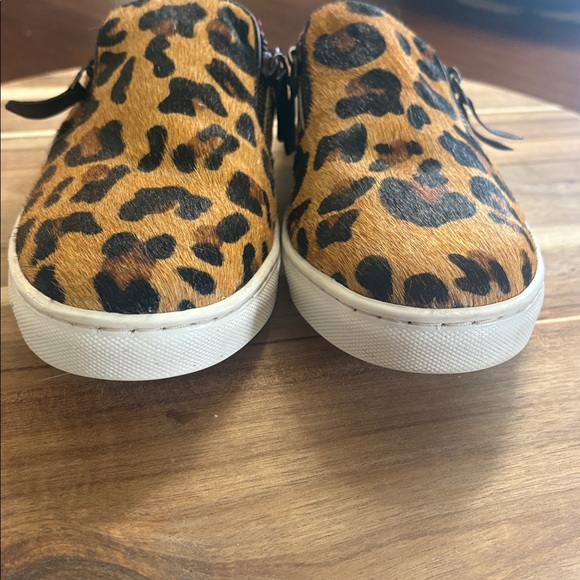 MYRA Leather and Textile Sneaker Slides - Picture 7 of 7